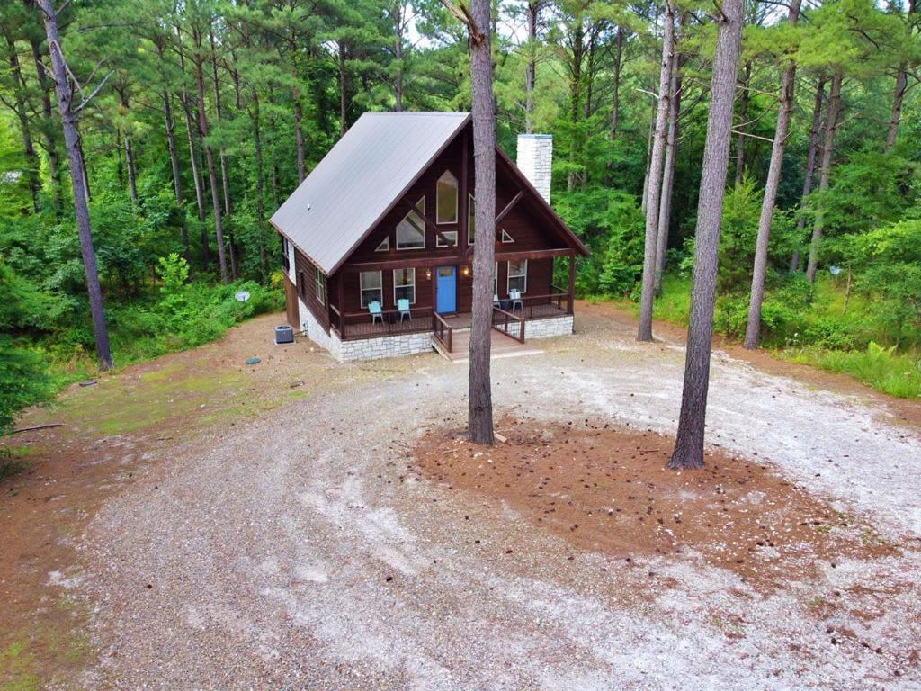 Stunning Luxury Cabin W Hot Tub And Fire Pit Holy Shiplap Is Perfect Romantic Couples Getaway بروكن بو المظهر الخارجي الصورة